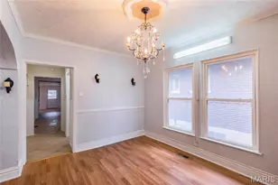 3325 Norma Ct, Saint Louis, MO 63139 - Photo 7