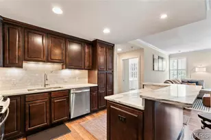 1151 Mill Crossing Dr, Creve Coeur, MO 63141 - Photo 5