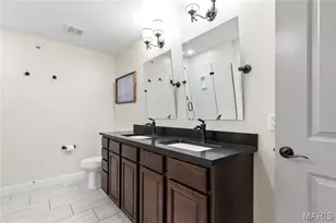 1151 Mill Crossing Dr, Creve Coeur, MO 63141 - Photo 17