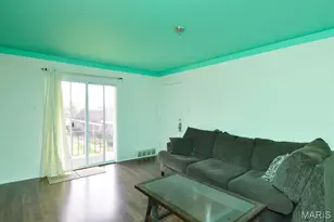 6953 Colonial Woods Dr, Saint Louis, MO 63129 - Photo 5
