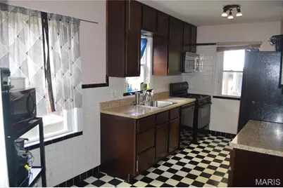 2827 Macklind Avenue, Saint Louis, MO 63139 - Photo 7