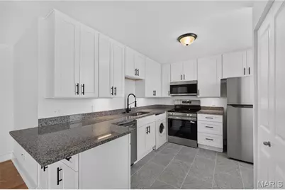 5630 Pershing Avenue #37, Saint Louis, MO 63112 - Photo 9