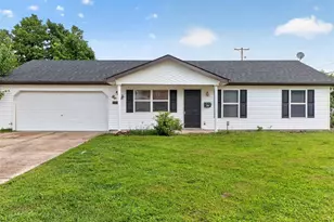 405 Prince Ruppert Dr, O'Fallon, MO 63366 - Photo 1