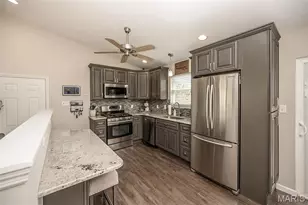 2552 Plymouth Dr, High Ridge, MO 63049 - Photo 7