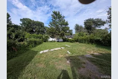 2262 Lucas and Hunt Road, Saint Louis, MO 63121 - Photo 15