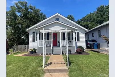 7529 Weaver Avenue, Saint Louis, MO 63143 - Photo 1