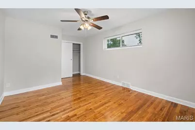 8142 January Avenue, Berkeley, MO 63134 - Photo 13