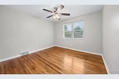 8142 January Avenue, Berkeley, MO 63134 - Photo 23