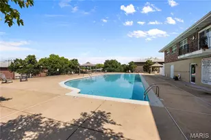 10388 Forest Brook Ln, Saint Louis, MO 63146 - Photo 31