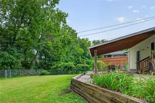 1563 Ville Rosa Ln, Hazelwood, MO 63042 - Photo 29
