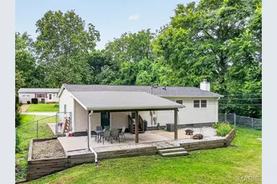 1563 Ville Rosa Lane, Hazelwood, MO 63042 - Photo 37