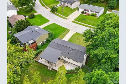 1563 Ville Rosa Lane, Hazelwood, MO 63042 - Photo 51