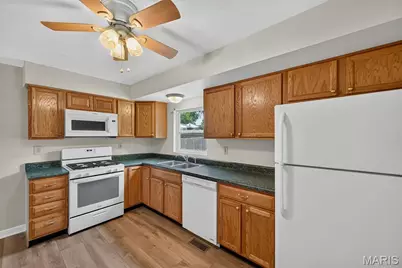 45 Barton Place, Saint Charles, MO 63301 - Photo 13