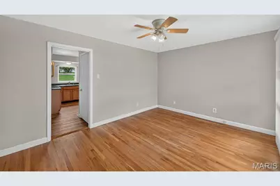 45 Barton Place, Saint Charles, MO 63301 - Photo 3