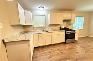 10414 Royal Dr, Saint Louis, MO 63136 - Photo 7