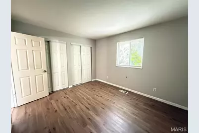 10414 Royal Drive, Saint Louis, MO 63136 - Photo 15