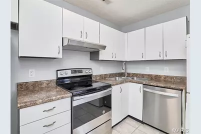 1501 High School Drive, Saint Louis, MO 63144 - Photo 9