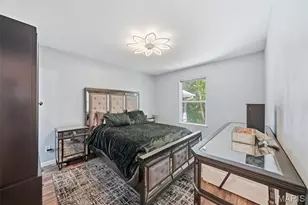 918 Blumhoff Rd, Wentzville, MO 63385 - Photo 13