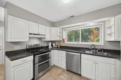 1 Rue De Paix #6, Lake Saint Louis, MO 63367 - Photo 5