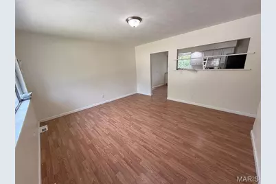 10078 Green Valley Drive, Saint Louis, MO 63136 - Photo 5