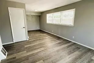 323 Shepley Dr, Glasgow Village, MO 63137 - Photo 3