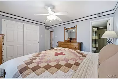 9417 Green Park Gardens Drive #B, Saint Louis, MO 63123 - Photo 13
