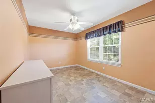 9417 Green Park Gardens Dr, Saint Louis, MO 63123 - Photo 17