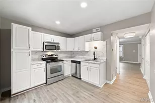 1871 Mansard Dr, Saint Louis, MO 63125 - Photo 9