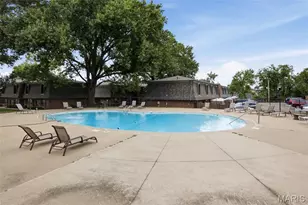 1871 Mansard Dr, Saint Louis, MO 63125 - Photo 19