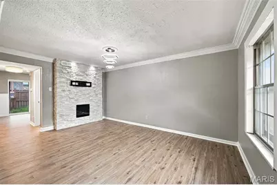 1871 Mansard Drive, Saint Louis, MO 63125 - Photo 5
