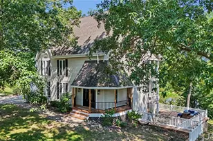 3 Oak Bluff Dr, Lake Saint Louis, MO 63367 - Photo 3