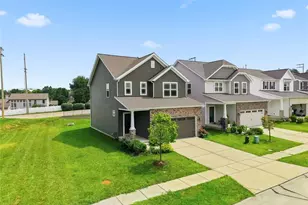 135 Woodline Ct, Saint Peters, MO 63376 - Photo 3