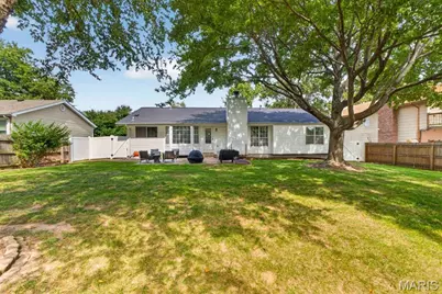 2713 Sundowner Drive, Saint Charles, MO 63303 - Photo 5