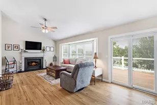 15 Dorchester Ct, Saint Peters, MO 63376 - Photo 11