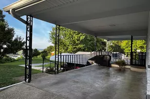 401 Welane Ave, Louisiana, MO 63353 - Photo 9