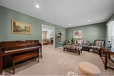268 Kinderhook Drive, Chesterfield, MO 63017 - Photo 5