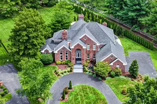 740 The Hamptons Ln, Town and Country, MO 63017 - Photo 3