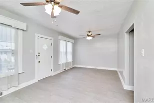 6462 Wanda Ave, Saint Louis, MO 63116 - Photo 3
