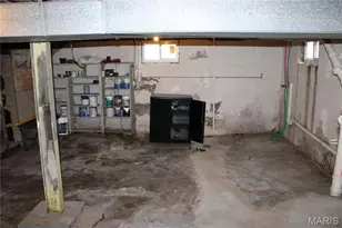 425 S Clark Ave, Ferguson, MO 63135 - Photo 29