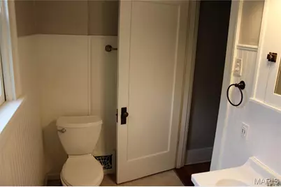 425 S Clark Avenue, Ferguson, MO 63135 - Photo 27