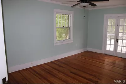 425 S Clark Avenue, Ferguson, MO 63135 - Photo 19