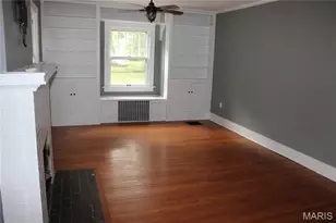 425 S Clark Ave, Ferguson, MO 63135 - Photo 13