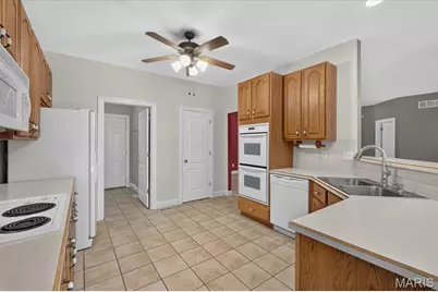 2418 Golden Bear Way #711A, Wentzville, MO 63385 - Photo 39