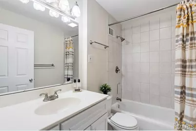 4 Montauk Drive, Saint Louis, MO 63146 - Photo 13