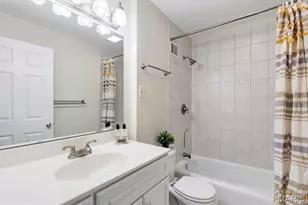 4 Montauk Dr, Saint Louis, MO 63146 - Photo 13