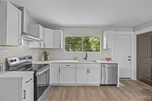 200 Francisca Dr, Florissant, MO 63031 - Photo 13