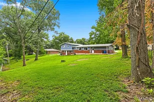 15 Harneywold Dr, Saint Louis, MO 63136 - Photo 25