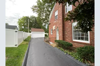 6 Hawthorne Court, Oakland, MO 63122 - Photo 3