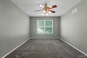 32 Green Park Ln, O'Fallon, MO 63366 - Photo 17
