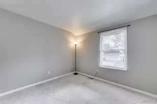 2728 Ashfield Dr, Oakville, MO 63129 - Photo 19